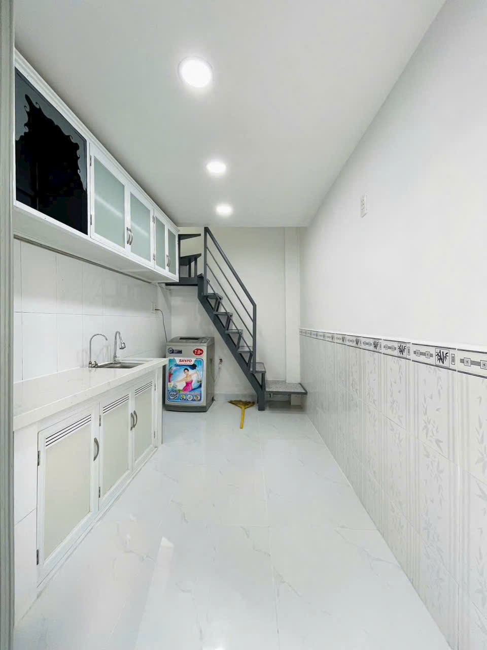 z7429981569303_a4434761665dbdd916f40a0be96521f7